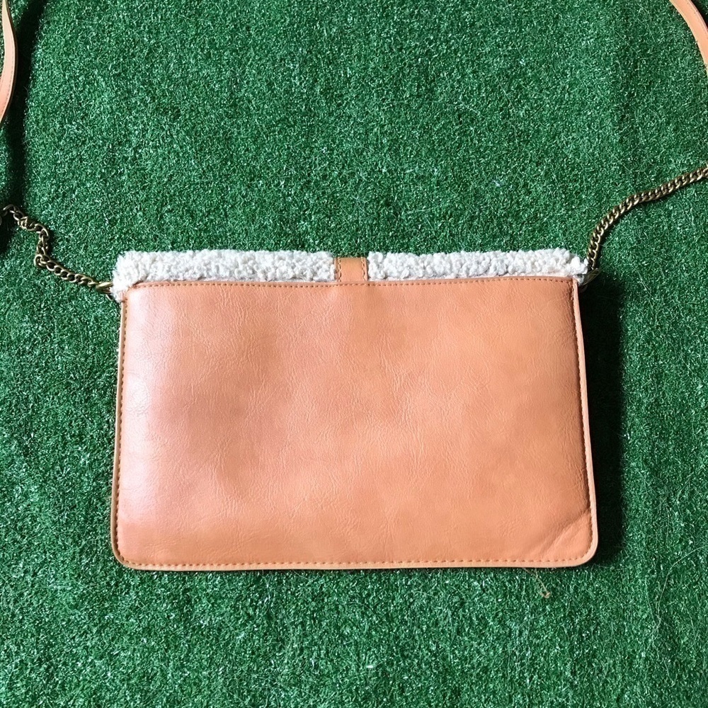 Universal Threads Fur Front Purse - Picture 3 of 3